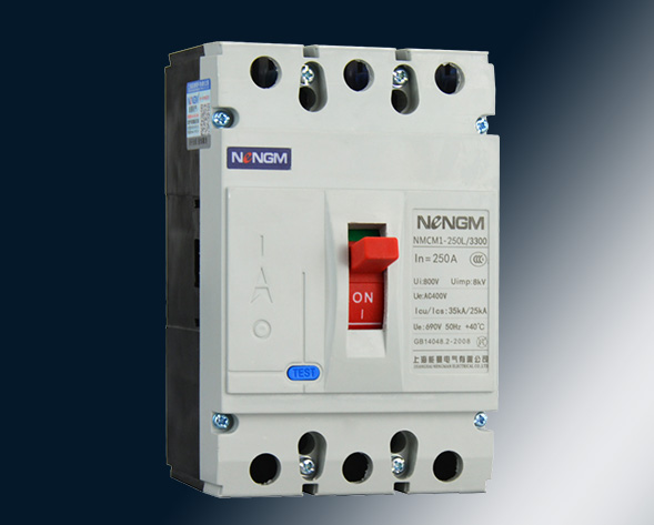 NMCM1系列塑料外殼式斷路器（以下簡(jiǎn)稱(chēng)斷路器），額定絕緣電壓為800V．適用于交流50Hz．額定工作電壓至690V．額定工作電流從10A至1250A的配電網(wǎng)絡(luò)…